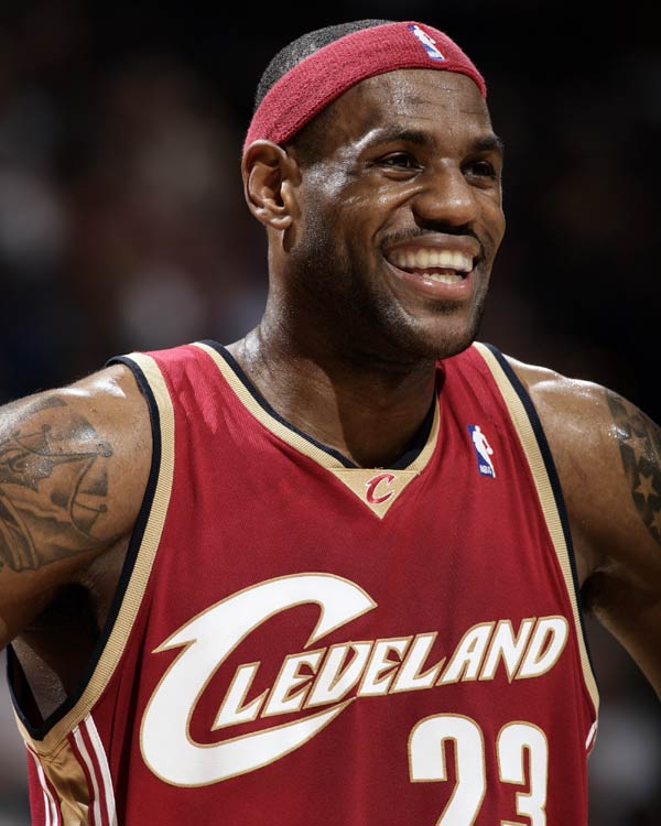 申花可考虑从巴西联赛引援补强，四位目标人选预测，值得期待（申花或从巴西联赛补强：引援四大候选前瞻，拭目以待）