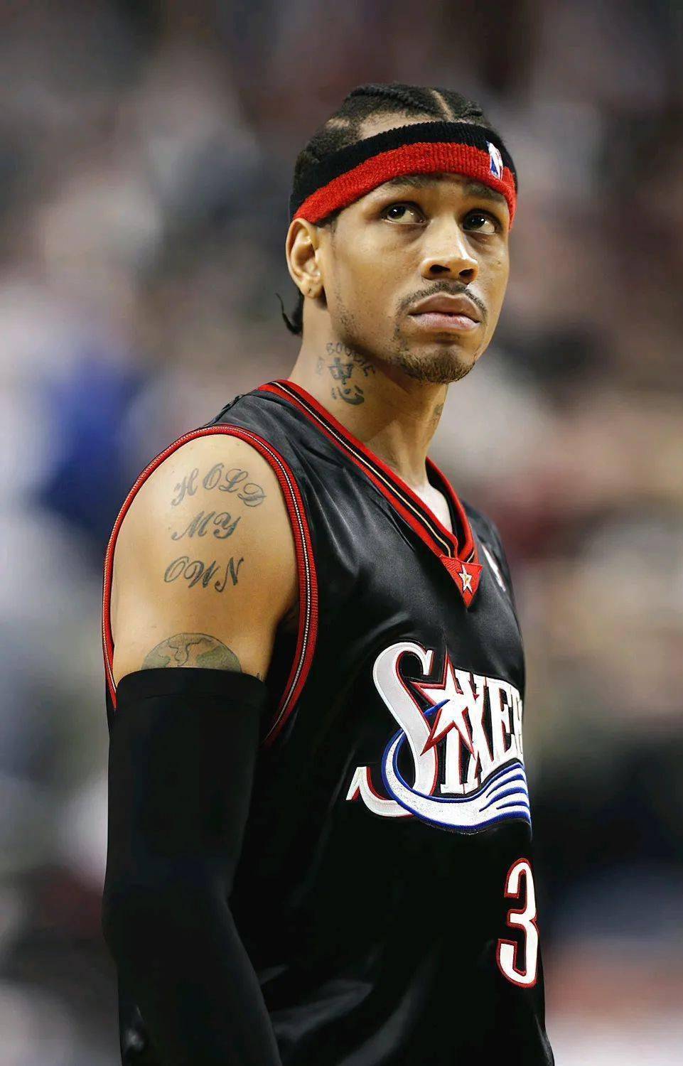 还在较劲！勇士小佩顿双手拦网大帽弗拉格 弗拉格一传一投完成回应（火药味不散！勇士小佩顿双手封盖弗拉格，弗拉格以一传一投强势回击）