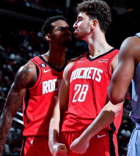 图拉姆：比赛充满了不确定性，我们在某些方面还存在欠缺（图拉姆：比赛变数很多，我们在部分环节仍有不足）