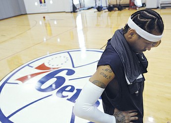 埃芬博格：希望未来乌尔比希成为拜仁一门，目前他是出色替补（埃芬博格：期待乌尔比希未来出任拜仁头号门将，目前他是可靠替补）