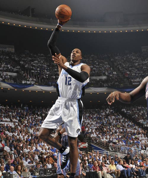 意甲主帅年薪榜：孔蒂、阿莱格里前2，斯帕莱蒂第4，齐沃第8（意甲主帅薪酬排名：孔蒂、阿莱格里包揽前二，斯帕莱蒂居第4，齐沃第8）