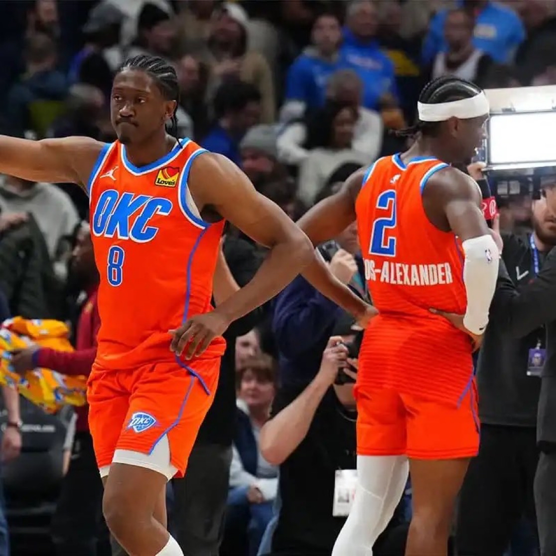 玉昆外援奥斯卡在老家开车遭遇起火，车内人员都及时逃生（玉昆外援奥斯卡老家驾车时车辆起火，车上人员均及时脱险）