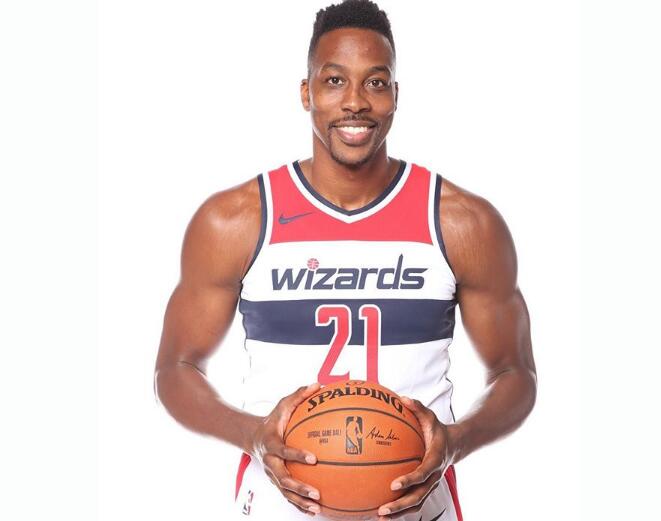 埃基蒂克成为西塞后首位为利物浦单场联赛打入2球的法国球员（埃基蒂克成西塞后首位在单场联赛为利物浦梅开二度的法国球员）