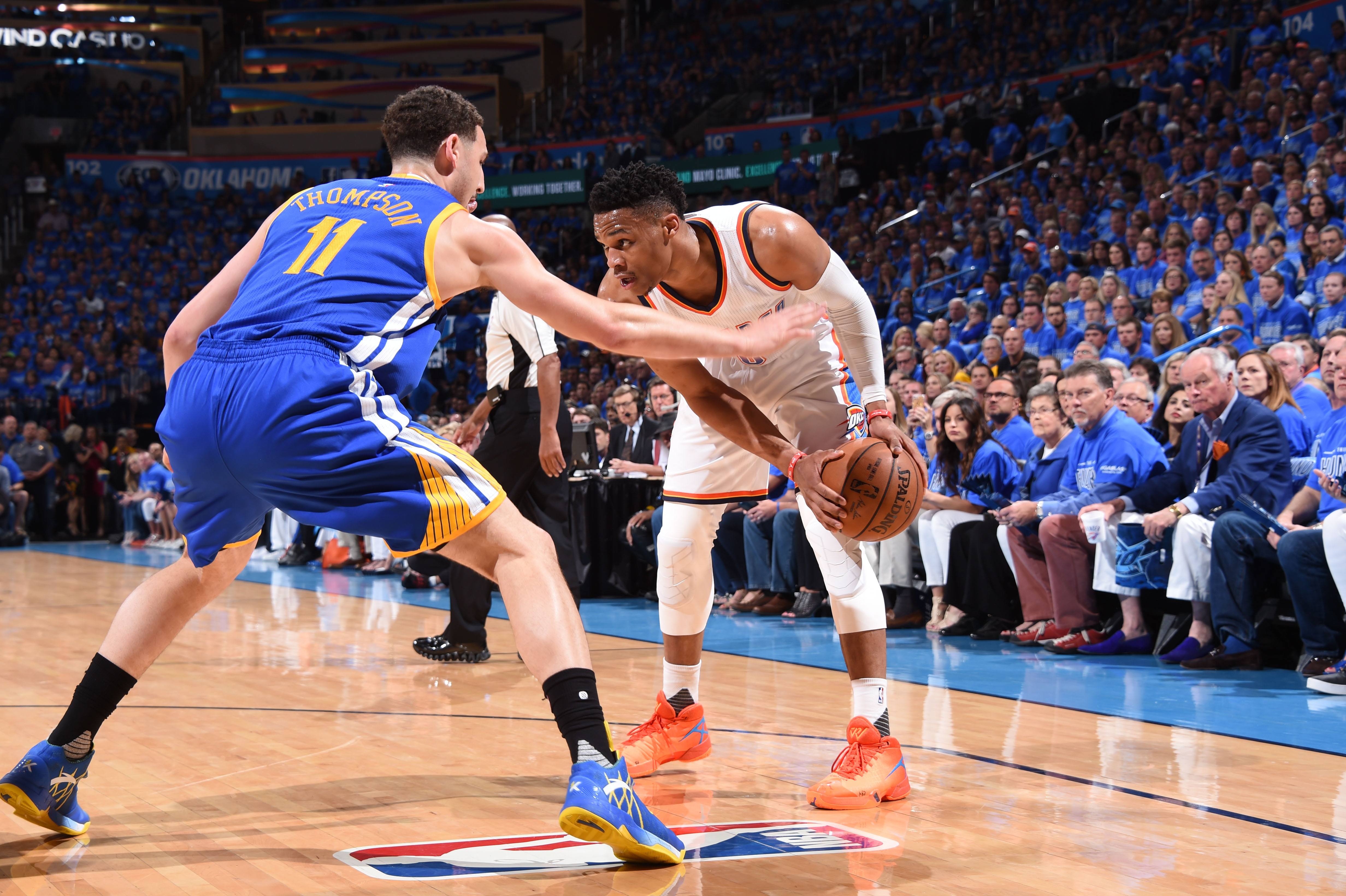 内马尔含泪告白：我曾跌入谷底！17分钟戴帽救主后寻求心理帮助（内马尔动情自述：从谷底走来！17分钟上演帽子戏法救主后主动寻求心理援助）