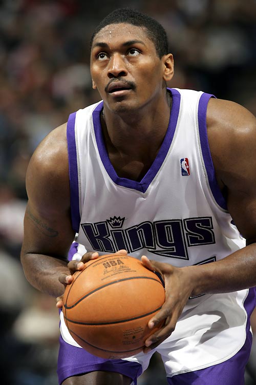 姆巴佩速度突破 防线全面告急（姆巴佩闪电突进 后防线告急）