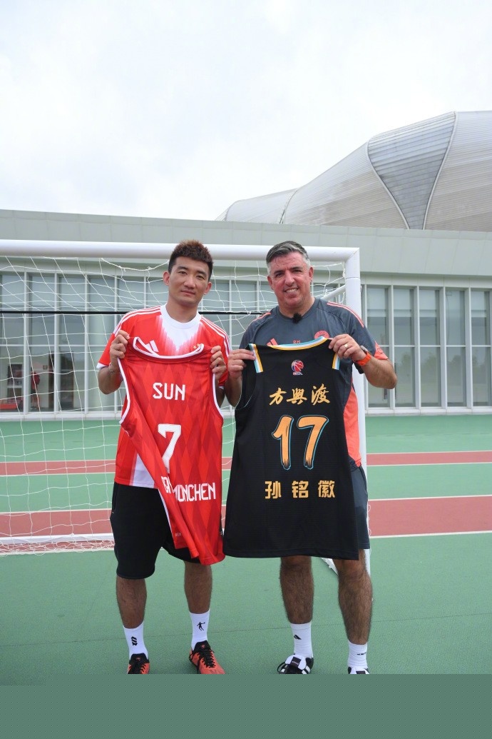 中超比赛回放：北京国安2-1战胜广州队,（中超赛况回顾：北京国安2-1力克广州队）