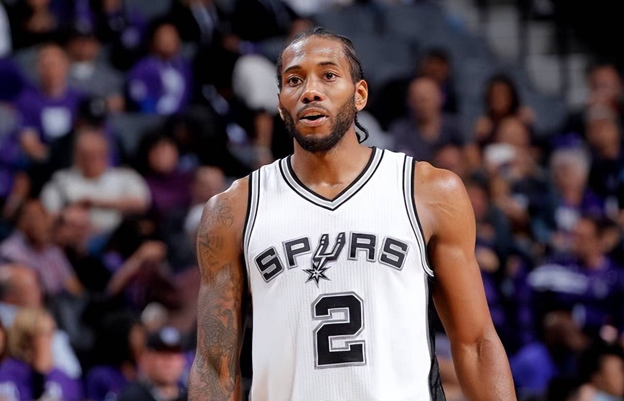 罗马诺：由于铃木彩艳受伤，帕尔马将评估自由市场上的门将（罗马诺：铃木彩艳伤停，帕尔马将从自由市场物色门将）